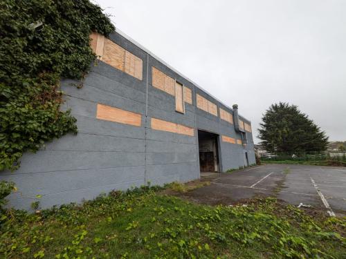 Open Storage, Monument Way West, Woking, GU21