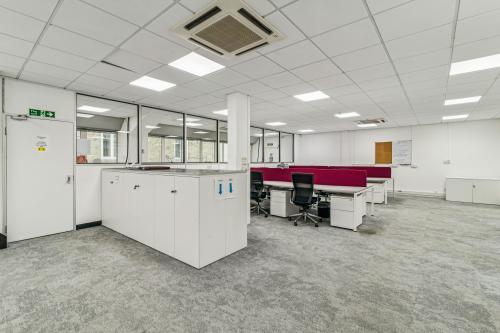 Units 13-15, Hurlingham Business Park, Sulivan Road, Fulham, London, SW6