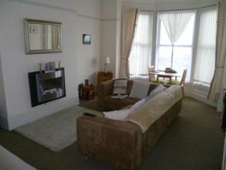 24 THE ESPLANADE, Fleetwood, FY7