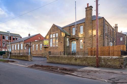 Alex House, Morley, South Parade, Morley, Leeds, LS27