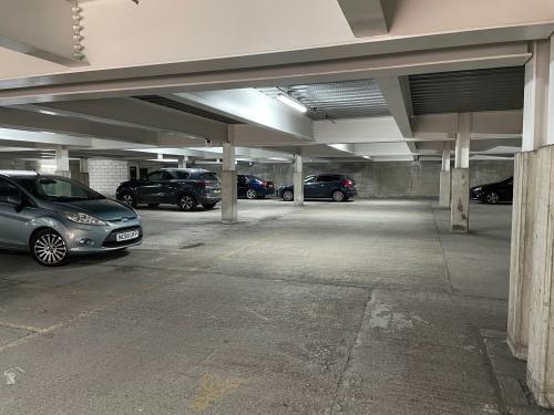 Unit 4, Cyril Richings Business Centre, 202 - 210 202 - 210 Brighton Road, Shoreham, BN43
