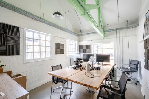 Units H,I & J Taylors Yard, 160-170 Brick Lane, Spitalfields, London, E1
