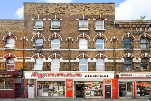 246-248 Walworth Road, Elephant & Castle, London, SE17