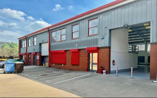 Unit 10, Waters Edge Business Park, Modwen Road, Salford, M5