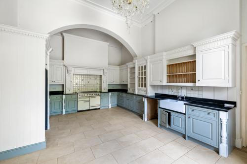Longhills Hall, Sleaford Road, Branston, Lincoln, LN4