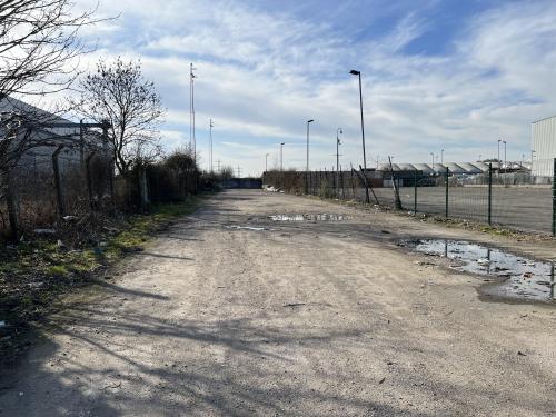 R/o 609 London Road, West Thurrock, RM20