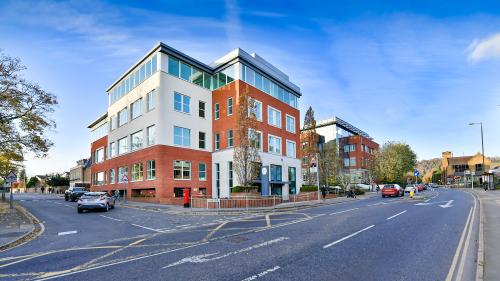 45 London Road, Reigate, RH2