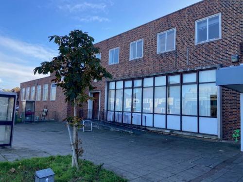 First Floor Offices, 14-16 Elm Road, Chessington, KT9