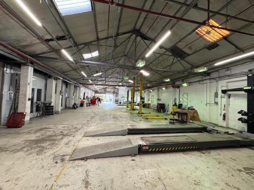 Unit 3, Fairview Industrial Estate, Beech Road, High Wycombe, HP11
