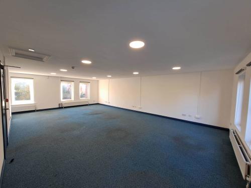6 Bassett Court, Newport Pagnell, MK16