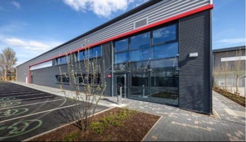 696 Stirling Road, Slough, SL1