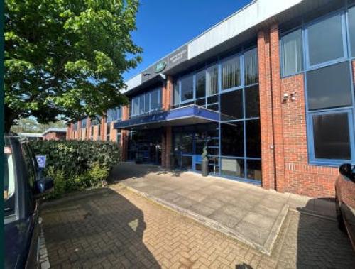 Unit 4 & 5, Sterling Centre, Bracknell, RG12