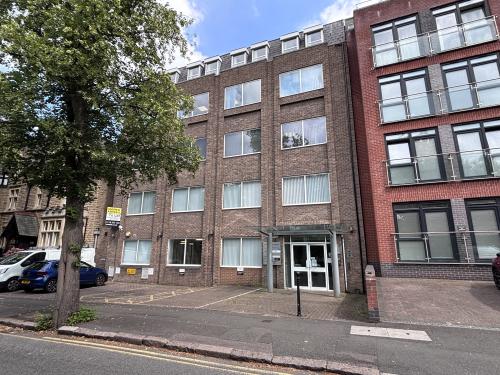 Ground & First Floor Suites Century House, 24 De Montfort Street, Leicester, LE1