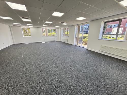 1 Barnsdale Court, Barnsdale Way, Grove Park, Leicester, LE19