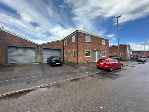 Unit 6-7, Clarendon Industrial Estate, 63 Morris Road, Leicester, LE2