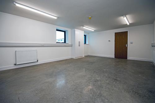 Unit 3b, Fielding Industrial Centre, Oakden Drive, Denton, Manchester, M34