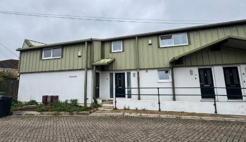Brickworks House, Claylands Road, Bishops Waltham, Southampton, SO32