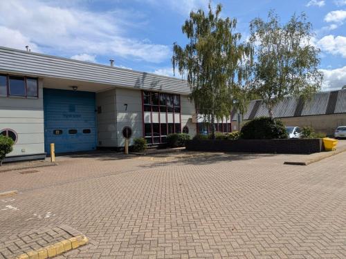 Unit 7, Riverside Business Centre, Walnut Tree Close, Guildford, GU1