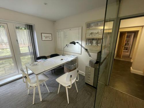 Studio 5&6 Design House, Guildford Road, Leatherhead, KT23