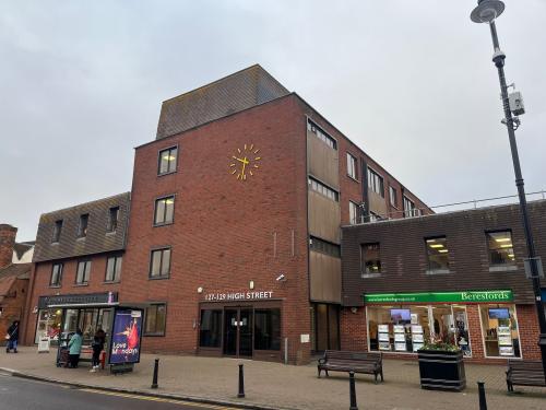 127 High Street, Billericay, CM12