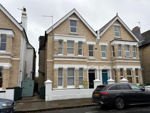 26 Lawrence Road, Hove, BN3