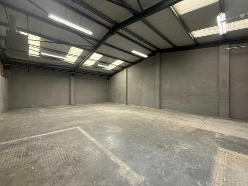 Unit 27, Horcott Industrial Estate, Fairford, GL7