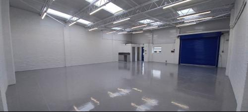 Unit 15, Silverwing Industrial Estate, Horatius Way, Croydon, CR0