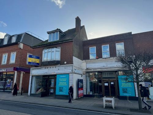 116 - 118 High Street, Hornchurch, RM12