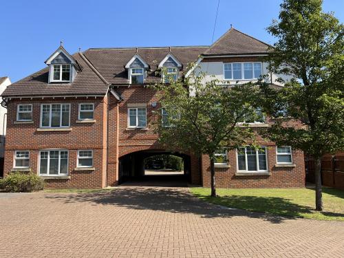 Pinewood Mews, Bond Close, Iver, SL0