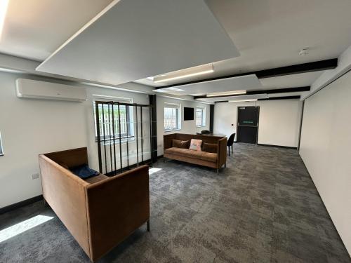 Unit 10 Pine Court, Kembrey Park, Swindon, SN2