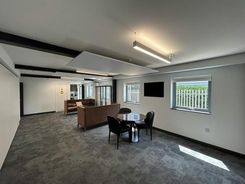 Unit 10 Pine Court, Kembrey Park, Swindon, SN2