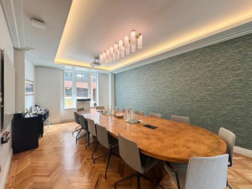 Alliance House, 12 Caxton Street, Westminster, London, SW1H