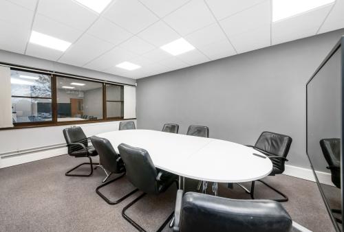 Gemini House, Groundwell Industrial Estate, HARGREAVES ROAD, Blunsdon, Swindon, SN25