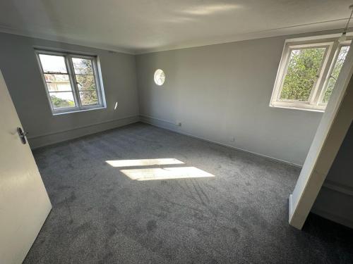 Flat 4 Bitterne Manor House, Bitterne Road West, Southampton, SO18