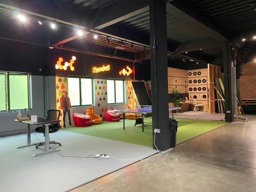 Studio 6, The Ridgeway, Mill Hill, London, NW7