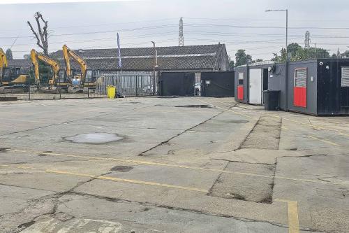Open Storage, Eskdale Road, Uxbridge, UB8