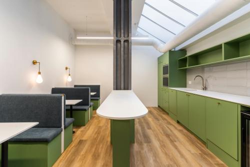 32-38 Saffron Hill, Farringdon, London, EC1N