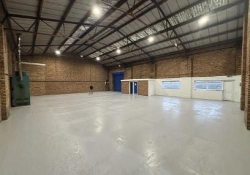Unit F-G, Kingsway Industrial Estate, Kingsway, Luton, LU1