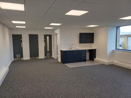 Unit 7, Caxton Park, Caxton Road, Bedford, MK41