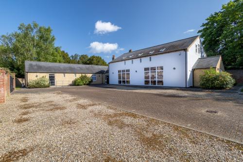 The Cilex Estate, Manor Drive, Kempston, Bedford, MK42