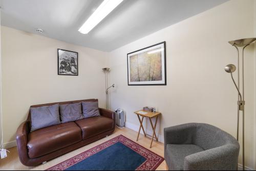1 Highbury Crescent, Highbury, London, N5