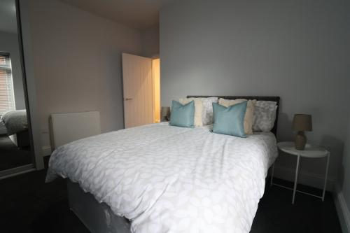 Flat A, 121 Hill Lane, Southampton, SO15