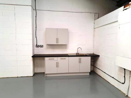 Unit E10, West Ham Industrial Estate, Grafton Way, Basingstoke, RG22