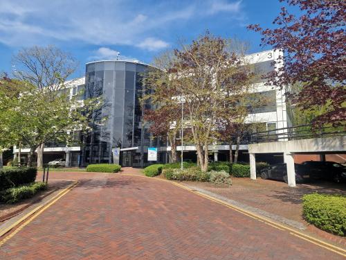 Intec 3, Intec 3, Wade Road, Basingstoke, RG24