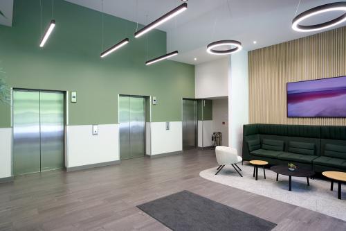 Midpoint, Alencon Link, Basingstoke, RG21