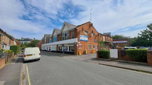 41 - 45, Essex Road, Basingstoke, RG21