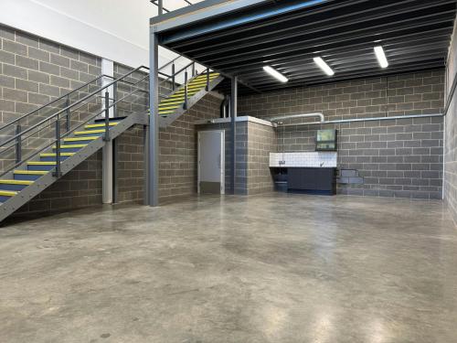 Unit 103, Rainbow Industrial Estate, Raynes Park, London, SW20