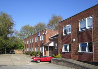 unit 201, Lansbury Business Estate, Lower Guildford Road, Knaphill, Woking, GU21