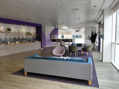 2nd Floor St. Johns House, High Street, Crawley, RH10