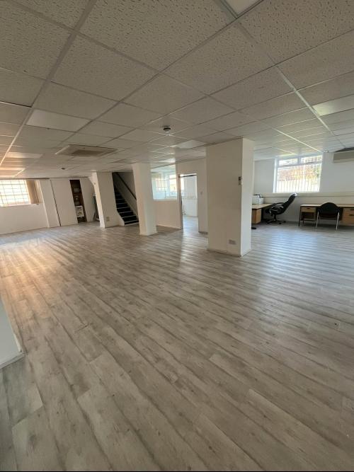 New Ford Business Centre, New Ford Road, Waltham Cross, EN8